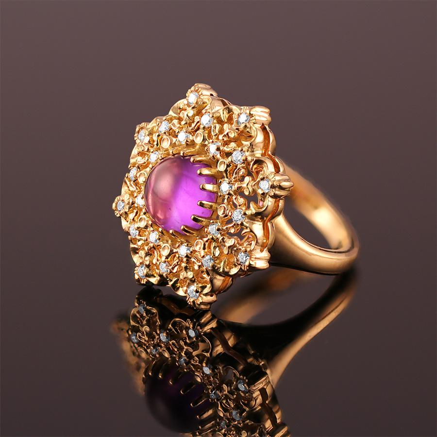 amethyst diamond cocktail ring in 18k yellow gold