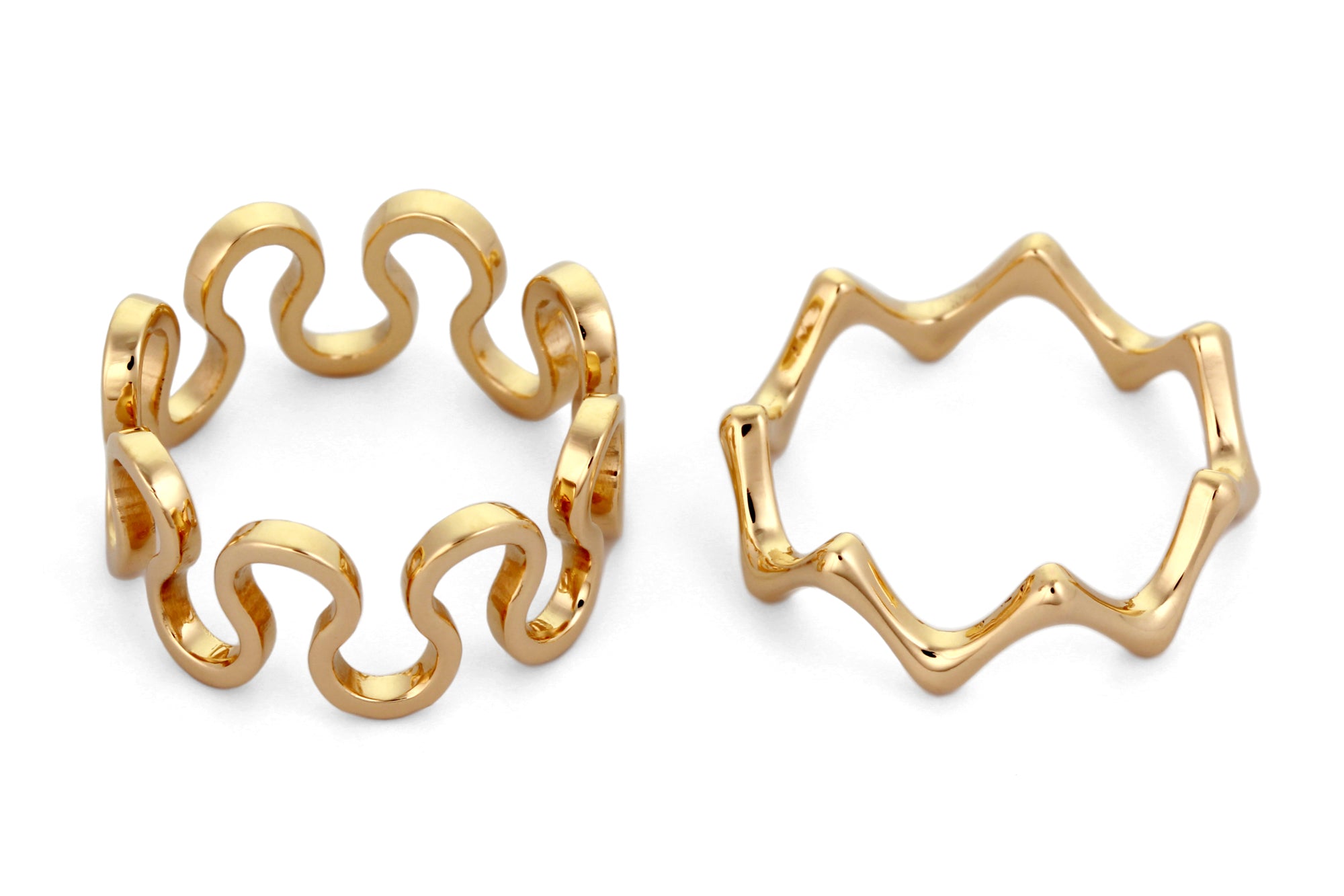 Wave Zig Zag Band Ring in 18K Gold